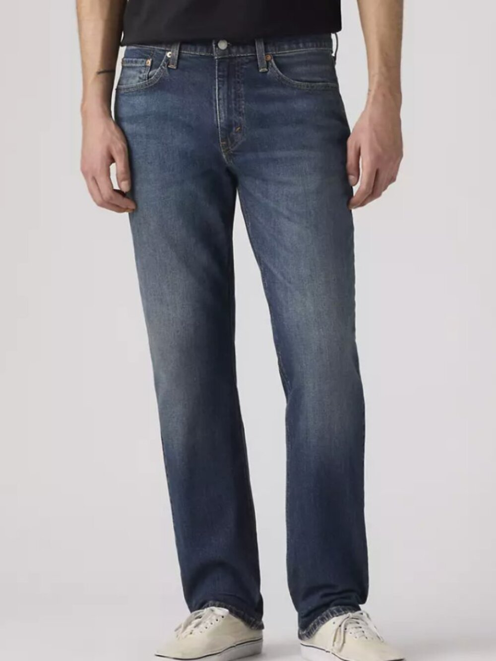 Levi's Performance 541 Athletic Taper Jeans - Men's Size 32 x 34.  Zipper fly